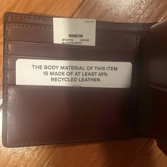 NWT Michael Kors Billfold saffiano Leather Wallet with coin pouch OXBLOOD color - Picture 2 of 6